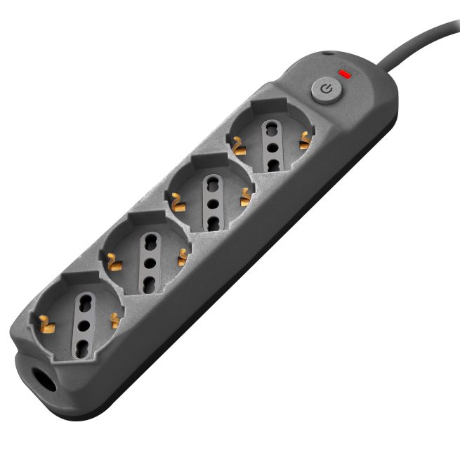 Multipresa 4pos bipasso/schuko + interrutt nuovo modello nera spina 16A